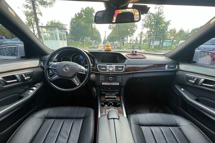 Used Mercedes-Benz E-Class 2015 Revised E 260 L
