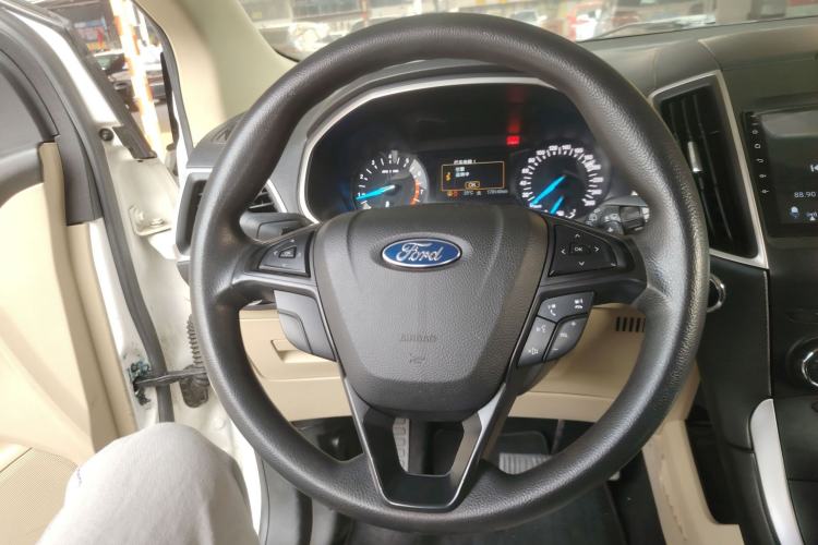 Used Ford Edge 2015 2.0T GTDi Two-Wheel-Drive Elite Edition
