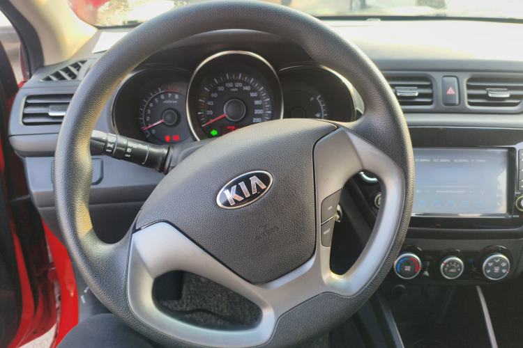 Used Kia K2 2015 Sedan 1.4L MT GLS
