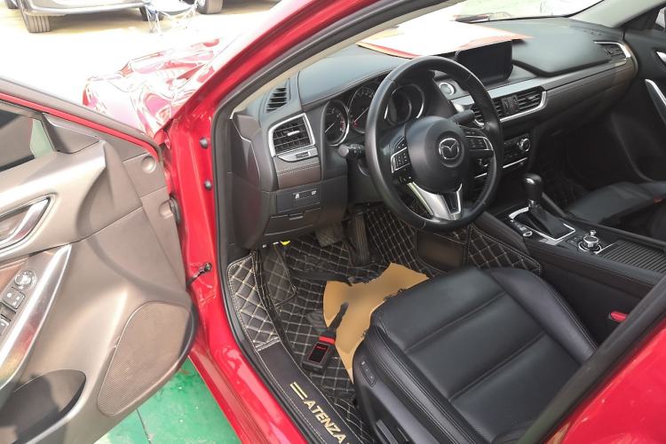 Used Mazda Atenza 2017 2.5L Skyactiv Sport Edition
