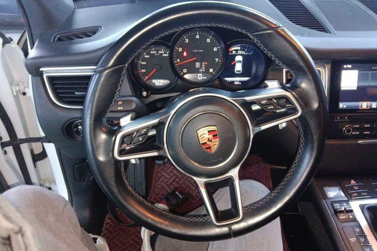 Used Porsche Macan 2017 Macan 2.0T
