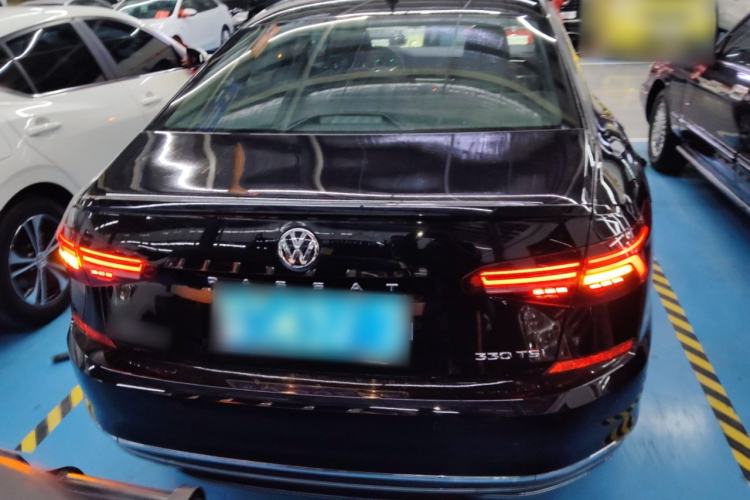 Used Volkswagen Passat 2020 330TSI Elite Edition China VI
