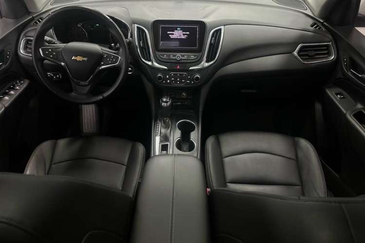 Used Chevrolet Equinox 2017 550T Automatic All-Wheel-Drive Top-Tier Version
