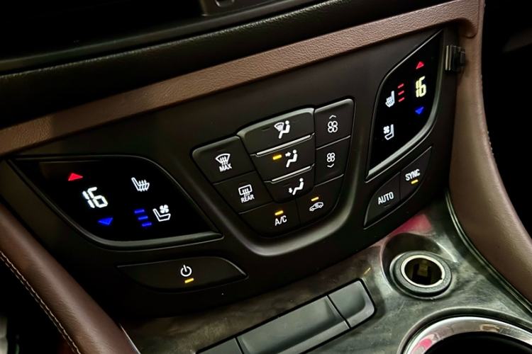 Used Buick Envision 2014 28T Four-Wheel Drive Luxury Model