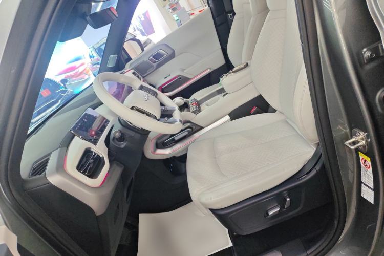 Used  Titanium 3 2025 501KM All-Wheel Drive Intelligent Driving Ultra Version