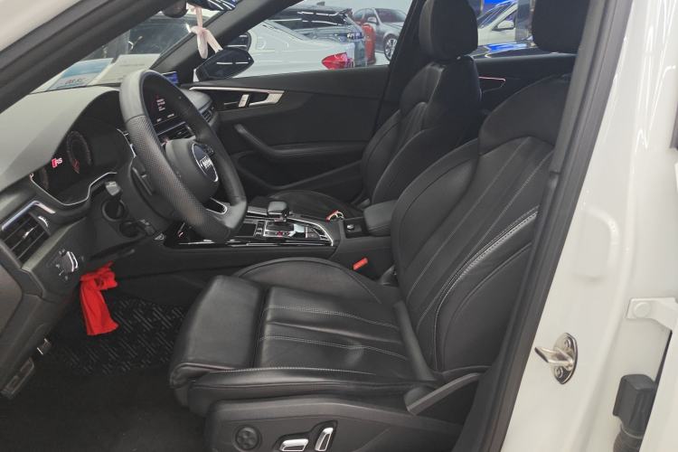 Used Audi A4L 2024 40 TFSI Luxury Dynamic Edition