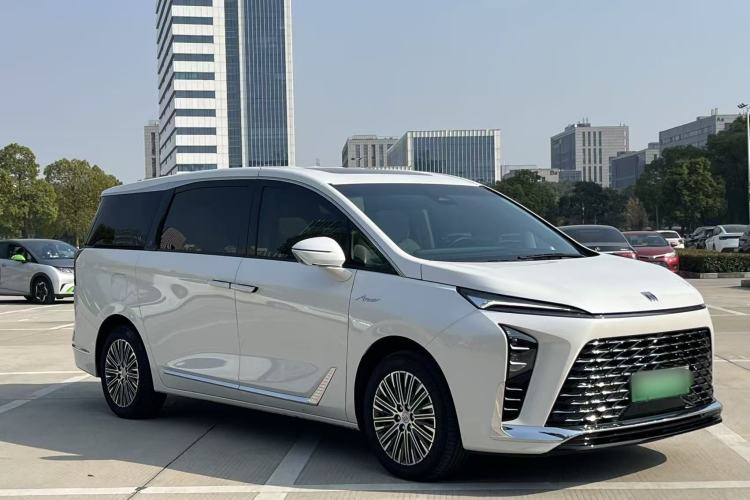 Used Buick GL8 New Energy 2024 Lu Zun Deluxe Edition 7-Seater
