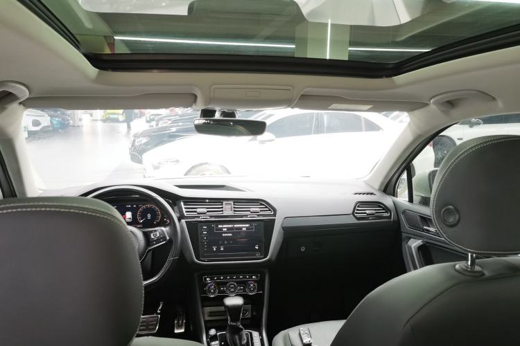 Used Volkswagen Tiguan L 2021 380TSI Automatic All-Wheel Drive R-Line Comfort Plus 7-Seater