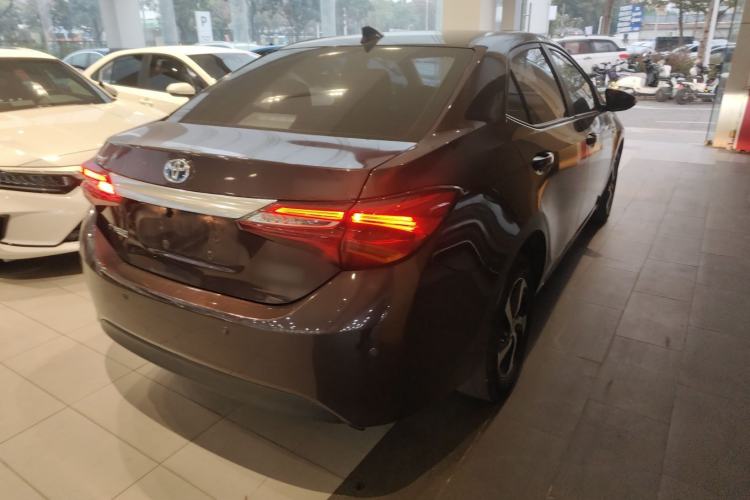 Used Toyota Levin 2017 Revised Dual-Engine 1.8H GS E-CVT Elite Sunroof Version China V Standard