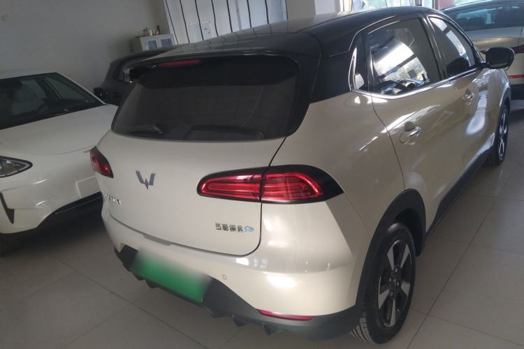 Used Wuling Bingo PLUS 2024 330 km Range Five-Seater Version
