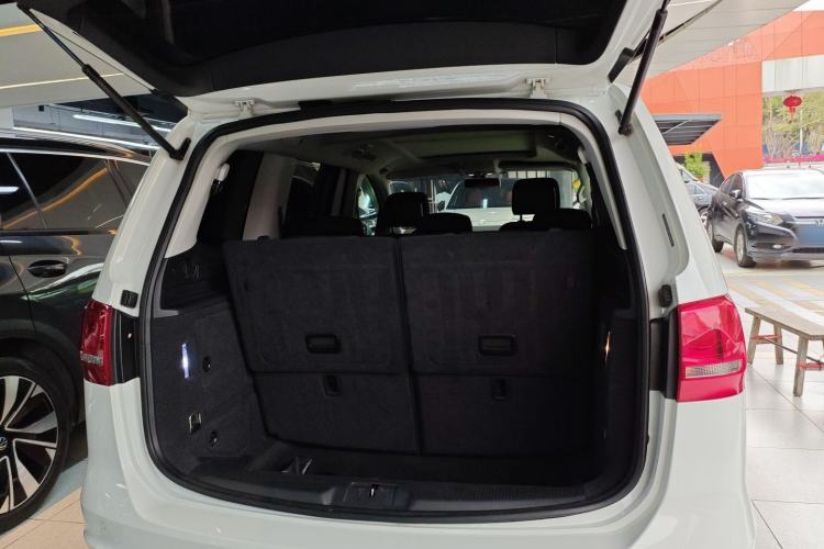 Used Volkswagen Sharan 2013 2.0 TSI Standard Model
