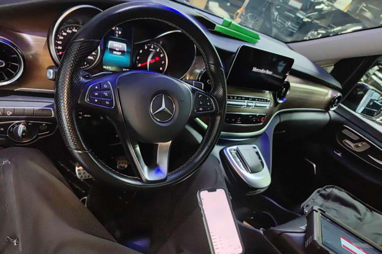 Used Mercedes-Benz V-Class 2020 V 260 L Long-wheelbase Luxury Edition
