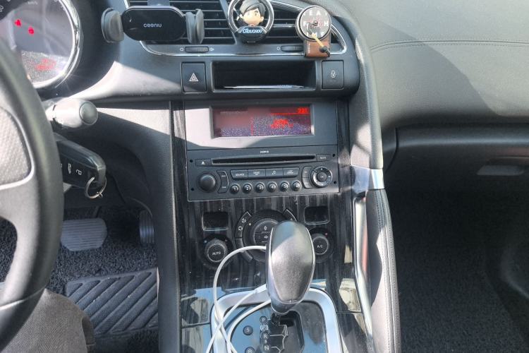 Used Peugeot 3008 2015 1.6THP Automatic Trend Edition
