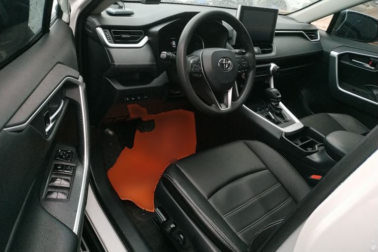 Used Toyota RAV4 2022 2.0L CVT Two-Wheel Drive Fashion Edition