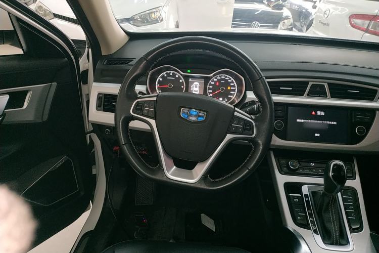 Used Geely Auto Emgrand X7 Sport 2016 1.8TD Automatic ZhiShang Model
