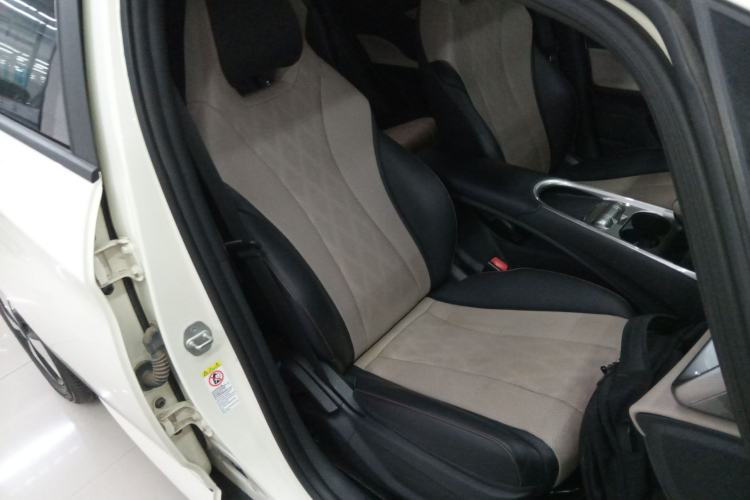 Used BYD Dolphin 2023 420 km Free Version