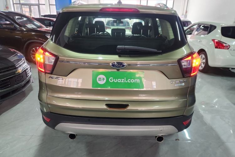 Used Ford Kuga 2018 EcoBoost 180 Two-Wheel-Drive Platinum Edition
