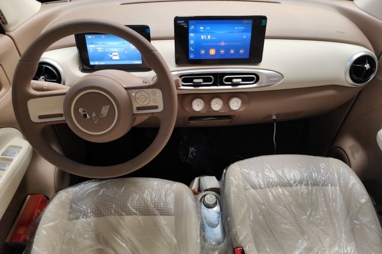 Used Wuling Hongguang MINIEV 2025 Four-Door Version Zhenxiang+ Edition
