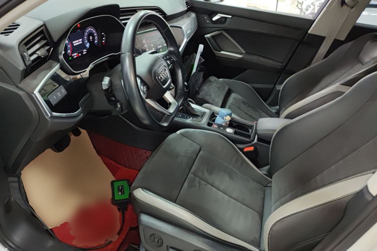 Used Audi Q3 2020 35 TFSI Fashion Dynamic Model
