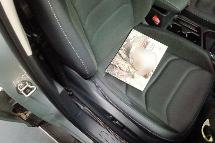 Used Volkswagen Tiguan L 2021 280TSI Automatic Two-Wheel Drive Smart Edition
