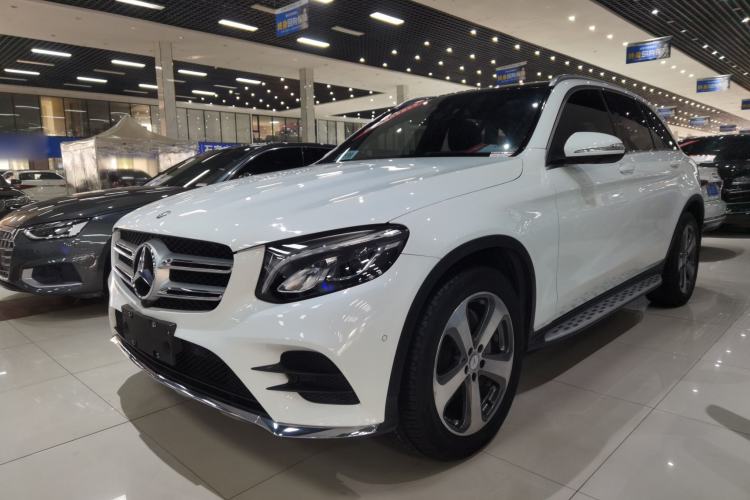 Used Mercedes-Benz GLC 2017 GLC 260 4MATIC Luxury Model
