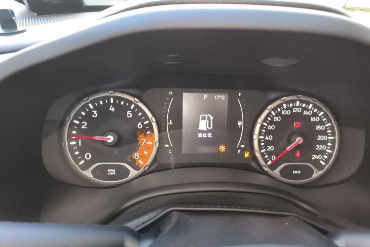 Used  Renegade 2017 180T Automatic Jingneng Edition