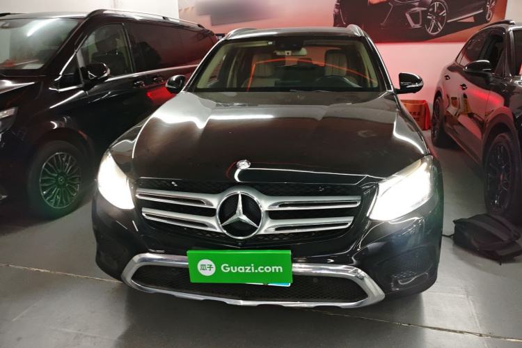 Used Mercedes-Benz GLC 2016 GLC 260 4MATIC Luxury Model