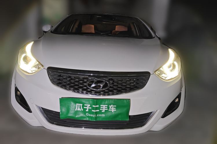 Used Hyundai Elantra (5th Generation / Langdong) 2016 1.6L Automatic Smart Version
