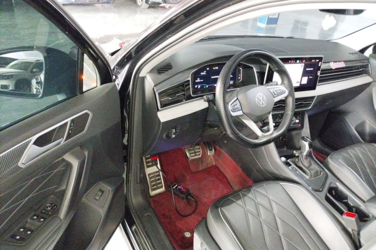 Used Volkswagen Tiguan L 2024 330TSI Automatic Two-Wheel Drive R-Line Enhanced Edition