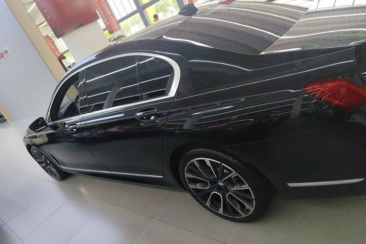 Used BMW 7 Series 2021 740Li Leading Model M Sport Package