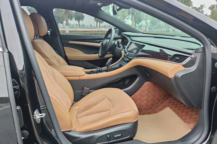 Used Buick LaCrosse 2018 28T Elite Edition