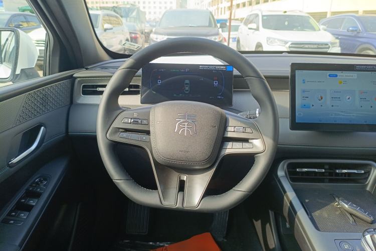 Used BYD Qin PLUS 2025 DM-i Smart Drive 55KM Leading Model