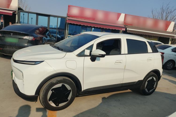 Used Geometry E Firefly 2024 301km Starlight
