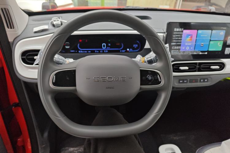 Used  Panda 2025 210km Panda Rider
