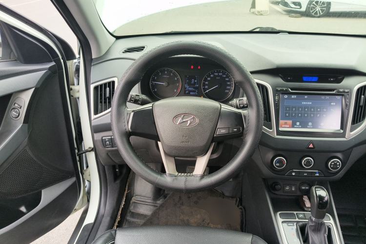 Used Hyundai ix25 2015 1.6L Automatic Two-Wheel Drive Smart GLS Trim