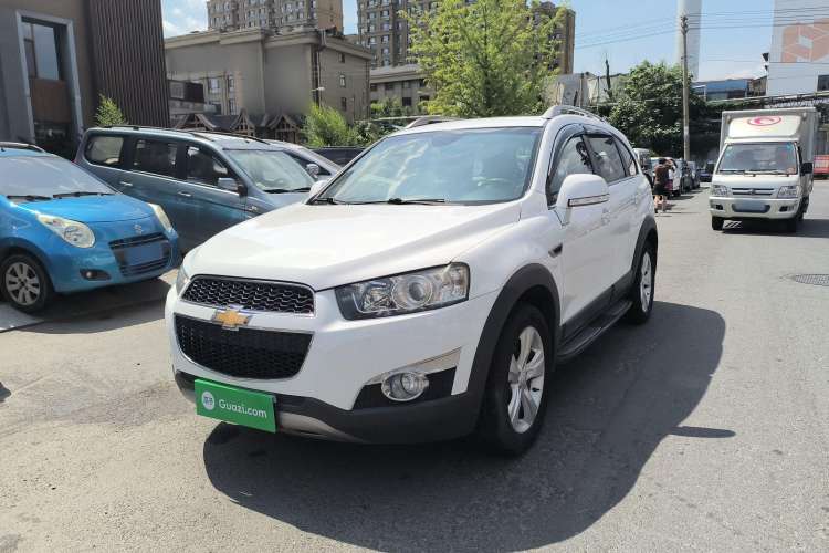 Used Chevrolet Captiva 2012 2.4L 4x4 Flagship Edition 7 Seats

