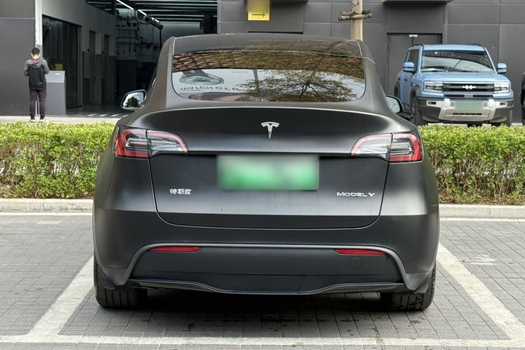 Used Tesla Model Y 2023 Rear-Wheel-Drive Version