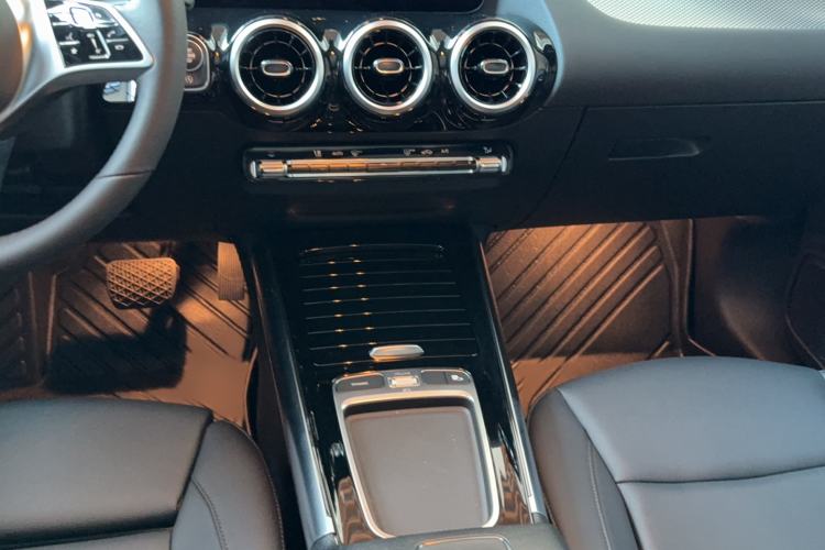 Used Mercedes-Benz GLA 2024 GLA 200
