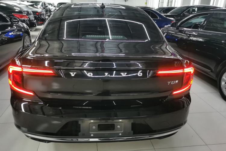 Used Volvo S90 New Energy 2024 Plug-in Hybrid Four-Wheel Drive Long-Range Zhiyi Luxury Edition