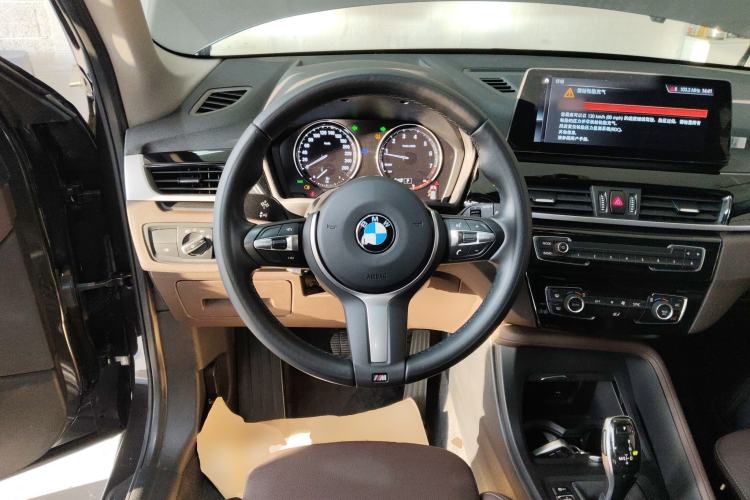 Used BMW X1 2021 Restyled sDrive25Li Leading Edition
