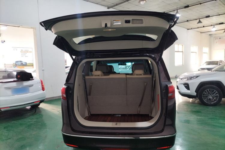 Used Buick GL8 2018 ES 28T Comfort Model China VI Standard