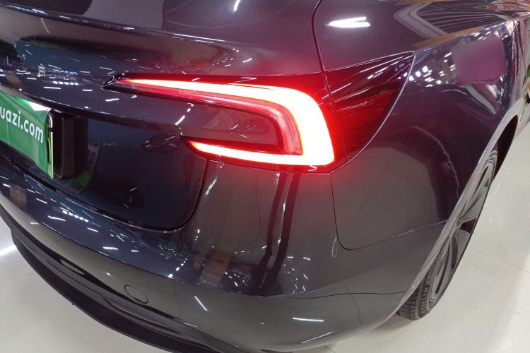 Used Tesla Model 3 2023 Rear-Wheel-Drive Version
