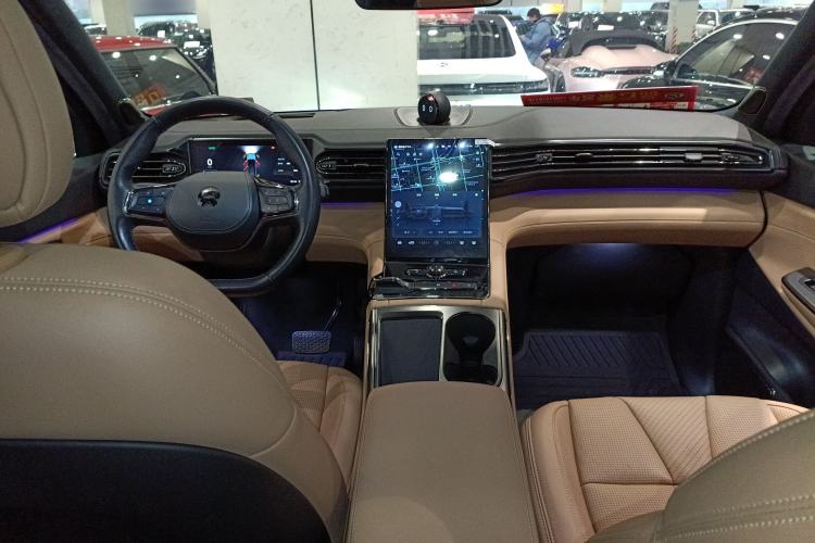 Used Nio ES8 2020 415 KM Signature Edition 7-Seater Version
