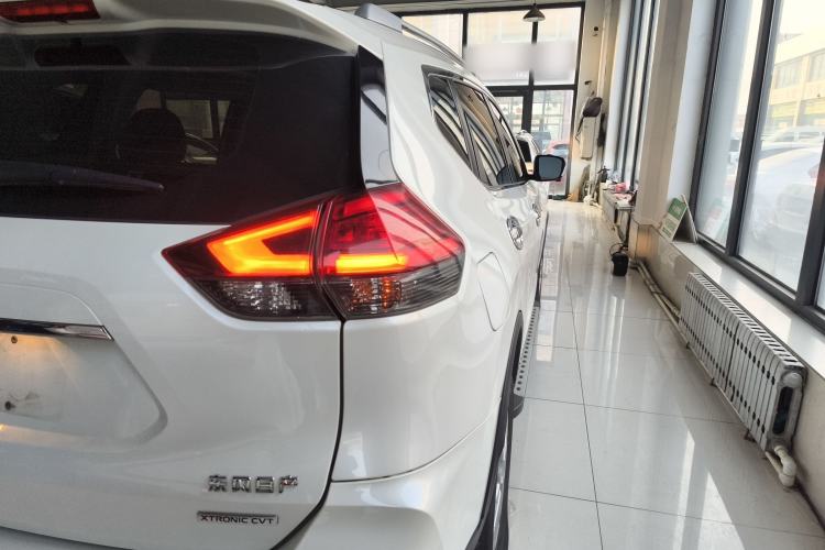 Used Nissan X-Trail 2019 2.0L CVT Smart Connect Comfort Edition 2WD