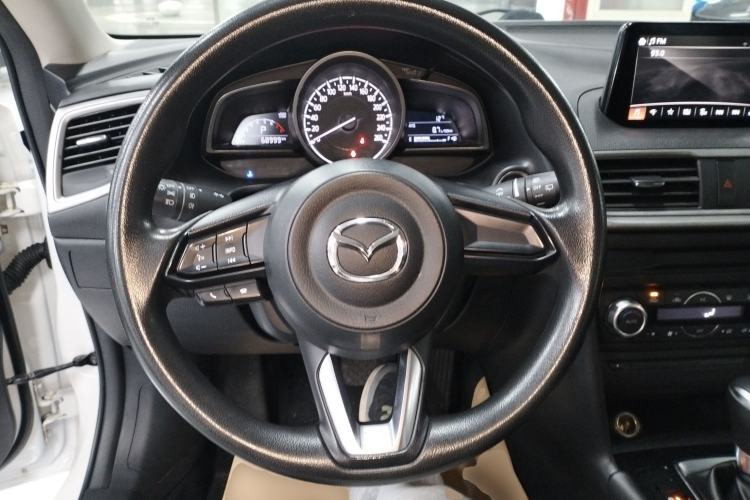 Used Mazda Mazda 3 Axela 2017 Hatchback 1.5L Automatic Luxury Model Emission Standard China V