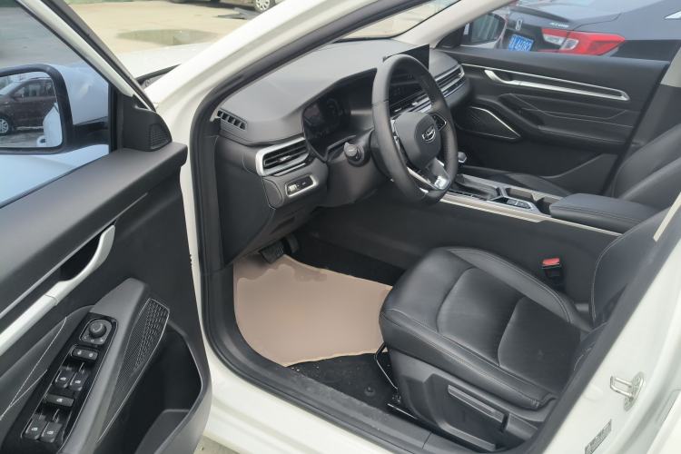 Used Geely Auto Emgrand 2023 4th Generation Champion Edition 1.5L CVT Prestige Model
