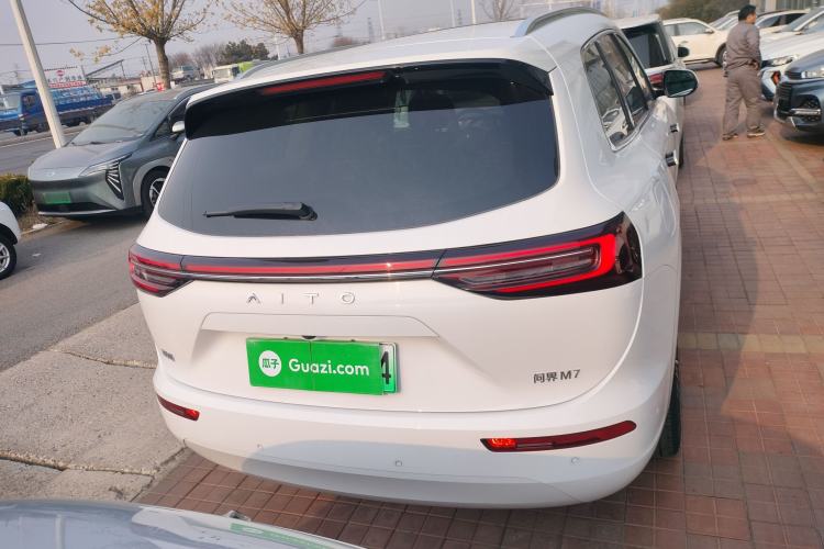 Used Hima AITO M7 2022 1.5T Four-Wheel Drive Flagship Edition
