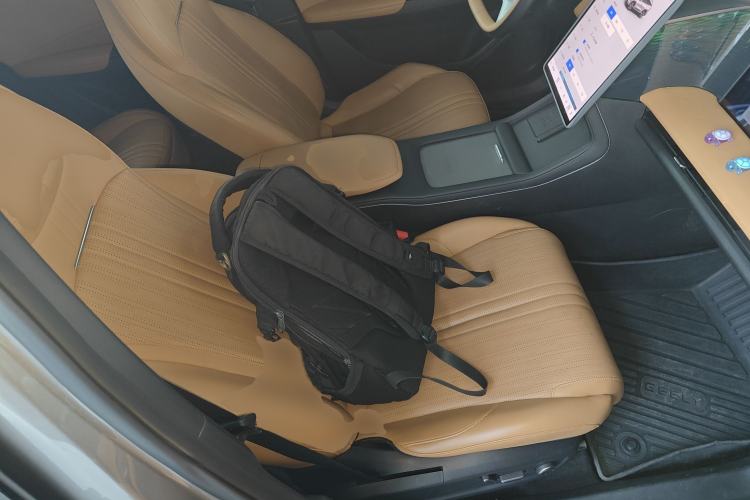 Used  L7 2023 1.5T 115 km Starship
