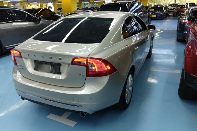 Used Volvo S60 2017 S60L T4 Smart Range Edition