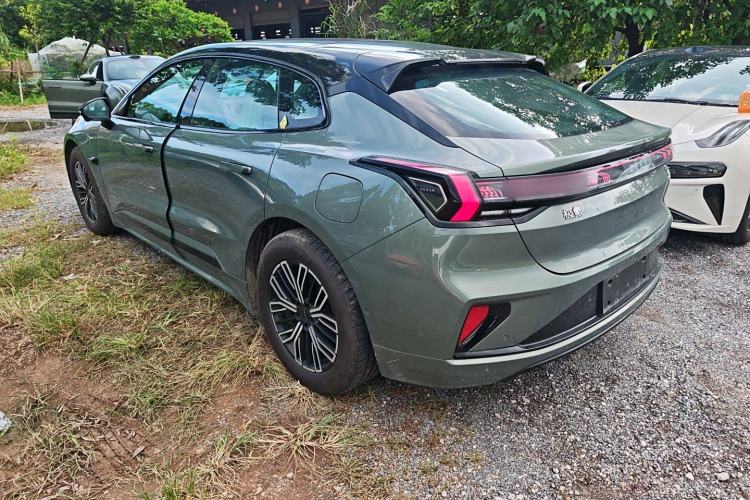 Used Zeekr 001 2025 WE Edition 100 kWh Rear-Wheel Drive
